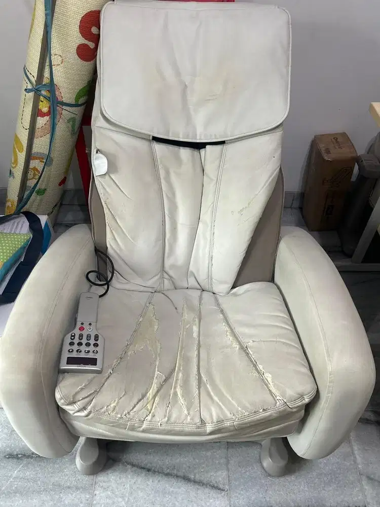 Kursi Pijat OSIM OS-7700 bekas