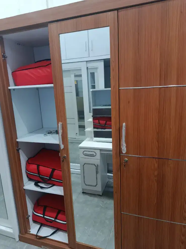 CREDIT LEMARI 3 PINTU SYARAT KTP