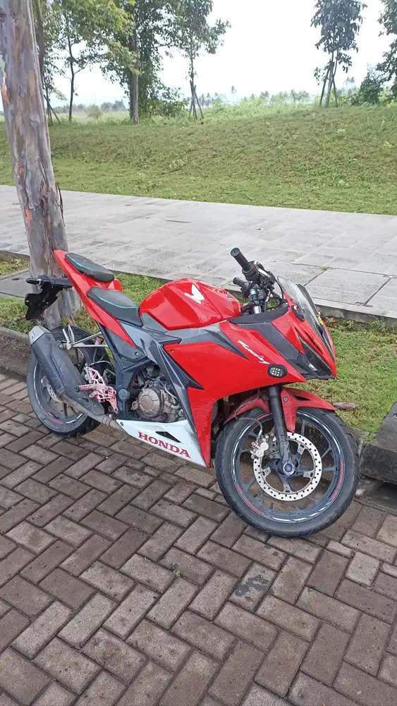 Honda CBR 150 Facelift (2018) NEGO Lokasi PIK2