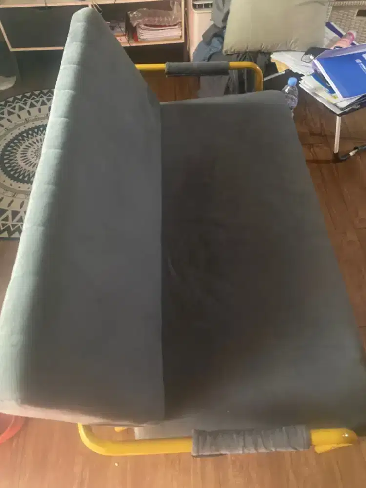 Sofa Minimalis Estetik