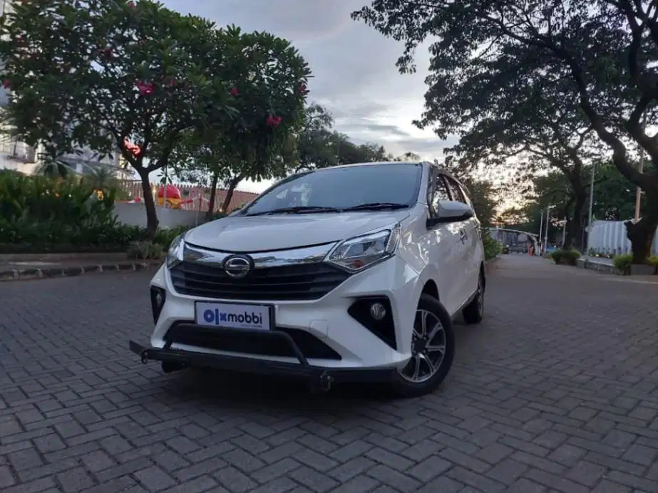 DP RENDAH Daihatsu Sigra 1.0 D Bensin-MT 2022 FAUS