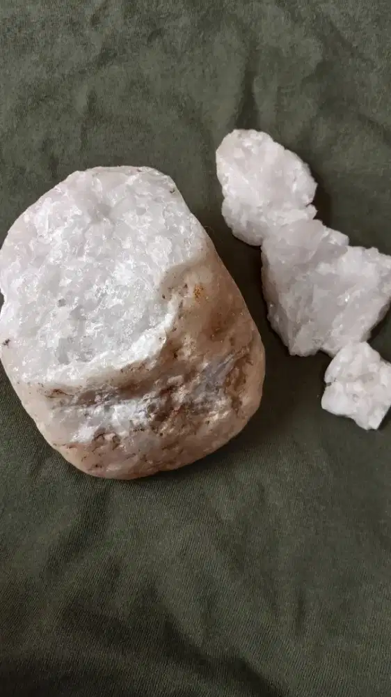 Jual Batu Mulia yg masih alami