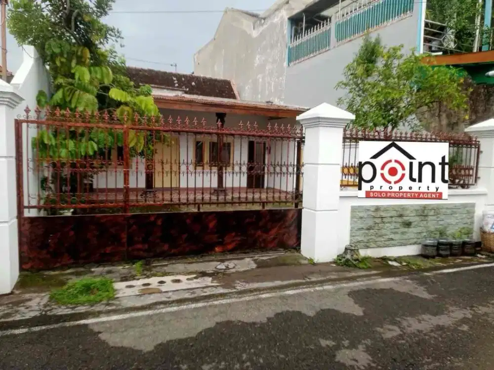 Rumah luas strategis cocok untuk kantor