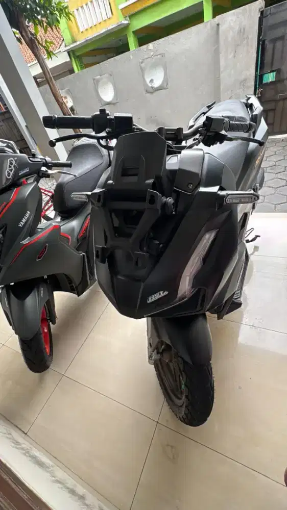 Honda adv 160. Km 900. Sangat rendah. Motor istimewa