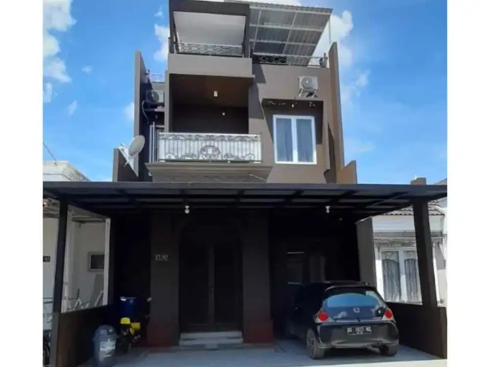dijual rumah dua lantai siap huni full furnsih di citra garden gowa