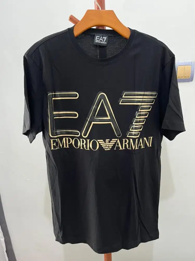 Kaos Emporio Armani hitam pria man legit Original T-Shirt