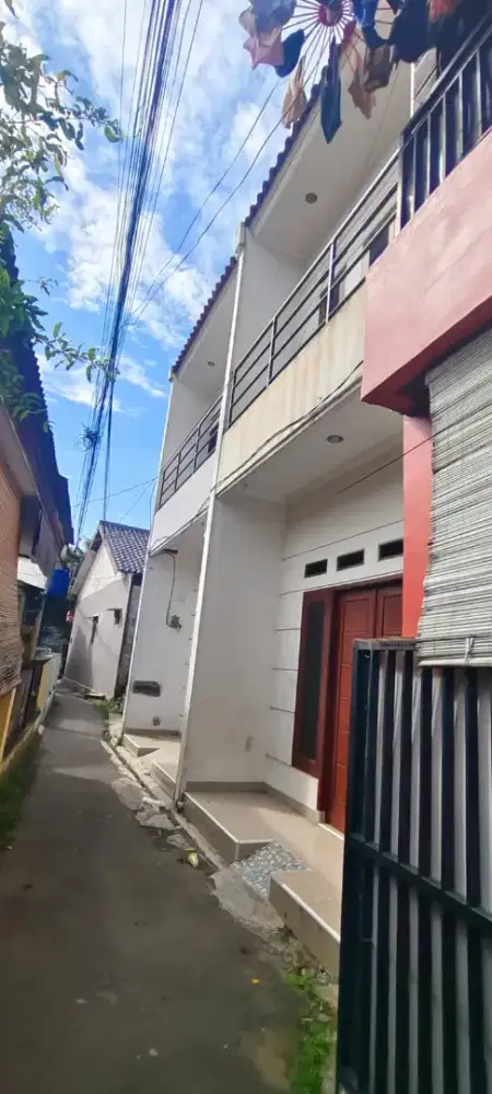 Disewakan Rumah 2 lantai jagakarsa jakarta selatan | 28juta/Tahun