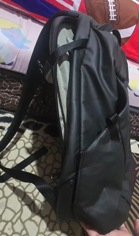 THULE TACT BACKPACK 21L BLACK