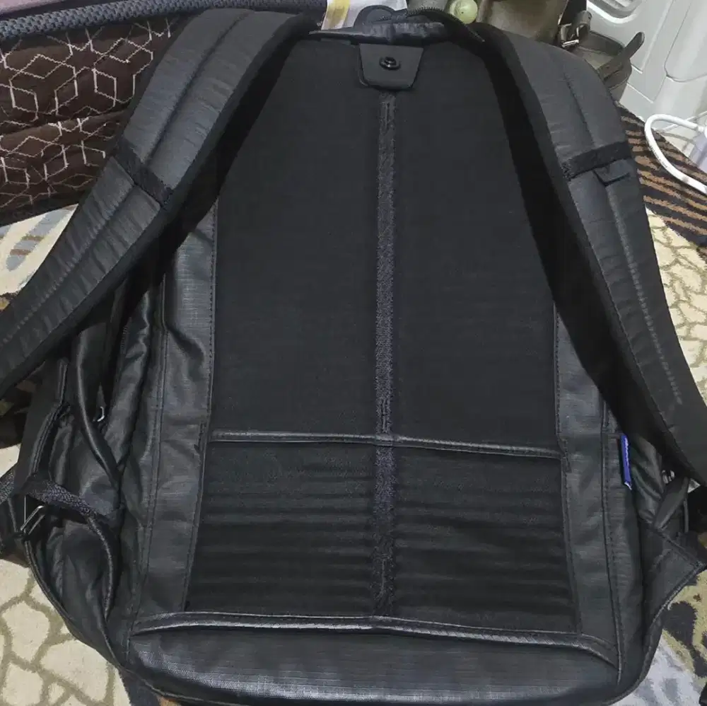 THULE TACT BACKPACK 21L BLACK