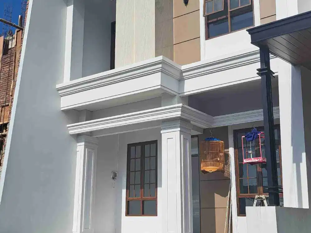 DiJual Rumah MEWAH SIAP HUNI 2LT FULL BONUS di Grafika Banyumanik Semarang