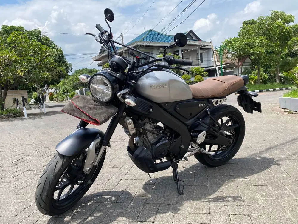 Yamaha XSR 2021 - Silver