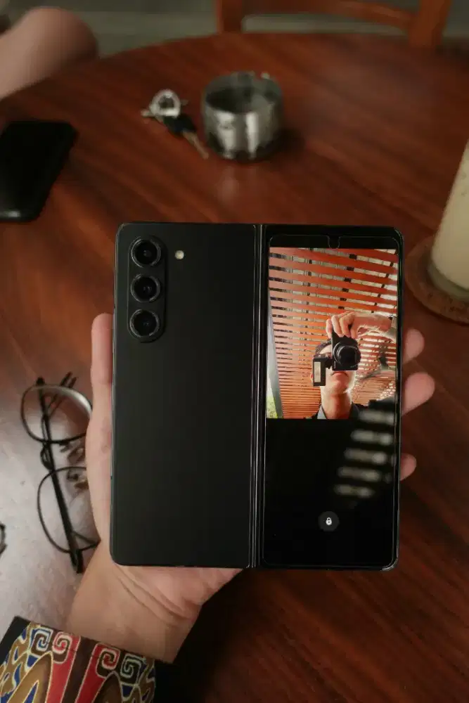 Samsung Z Fold 5 SEIN 512 GB