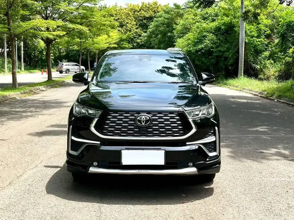 Toyota Innova Zenix Q Hybrid Matic / AT 2023 Modelista