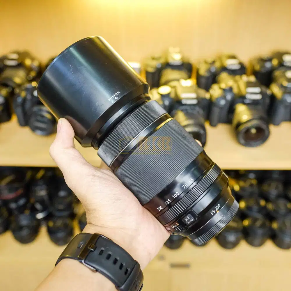 Lensa Fujifilm XF 55-200mm No Box Mulus