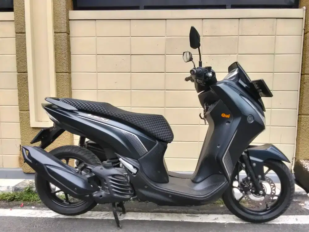 Yamaha Lexi tahun 2023 pajak hidup bodi mulus