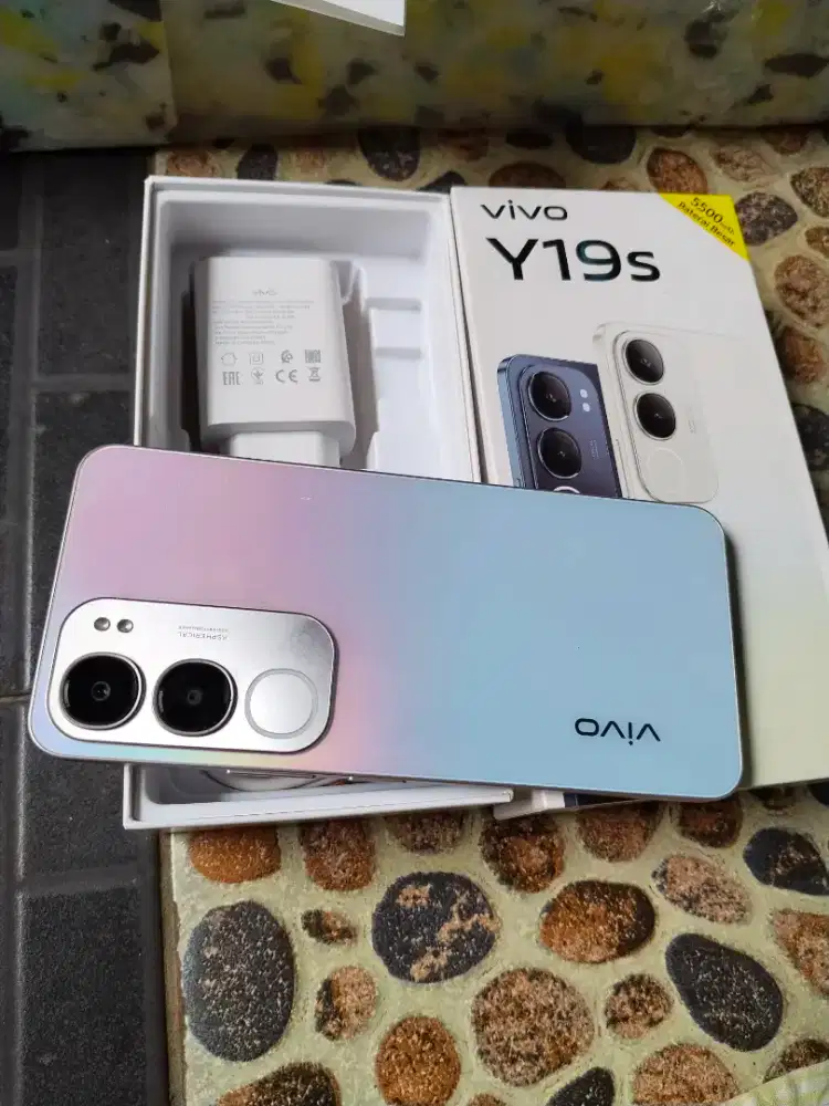 Jual HP vivo Y19s 6/128Gb