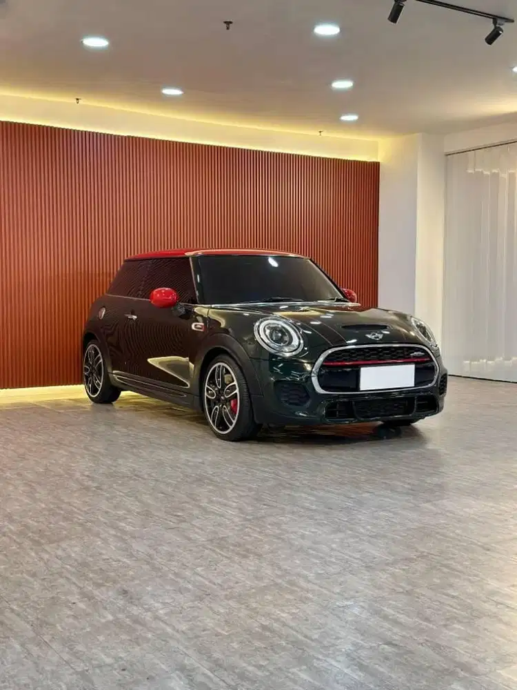 Mini Cooper JCW 2.0 AT Tahun 2015