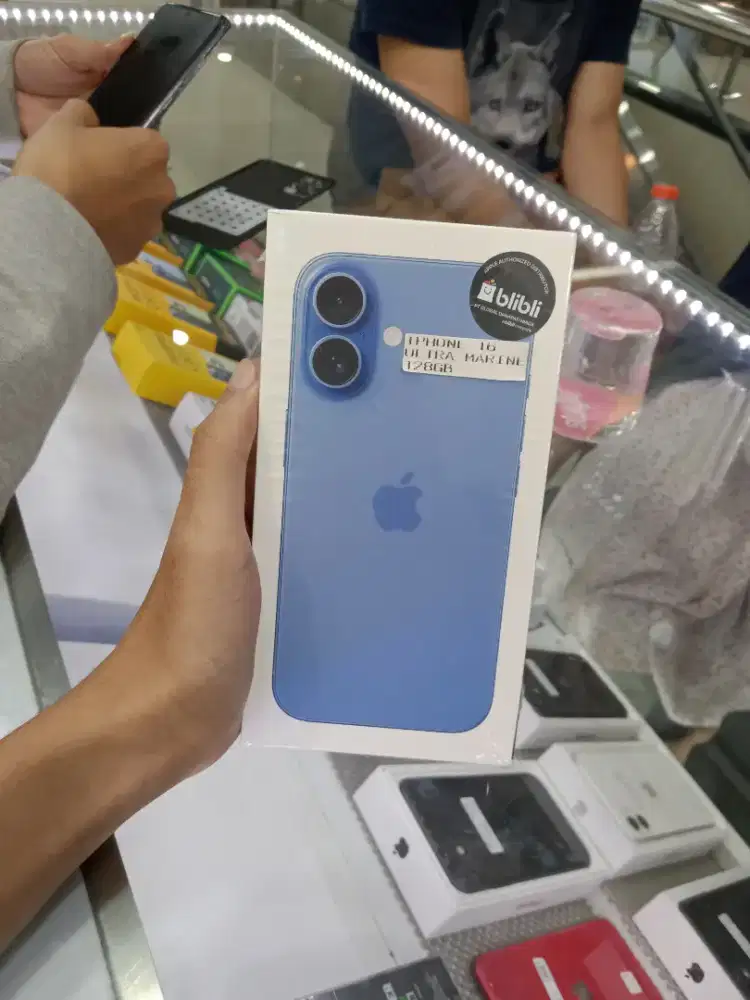 iPhone 16 128GB iBox