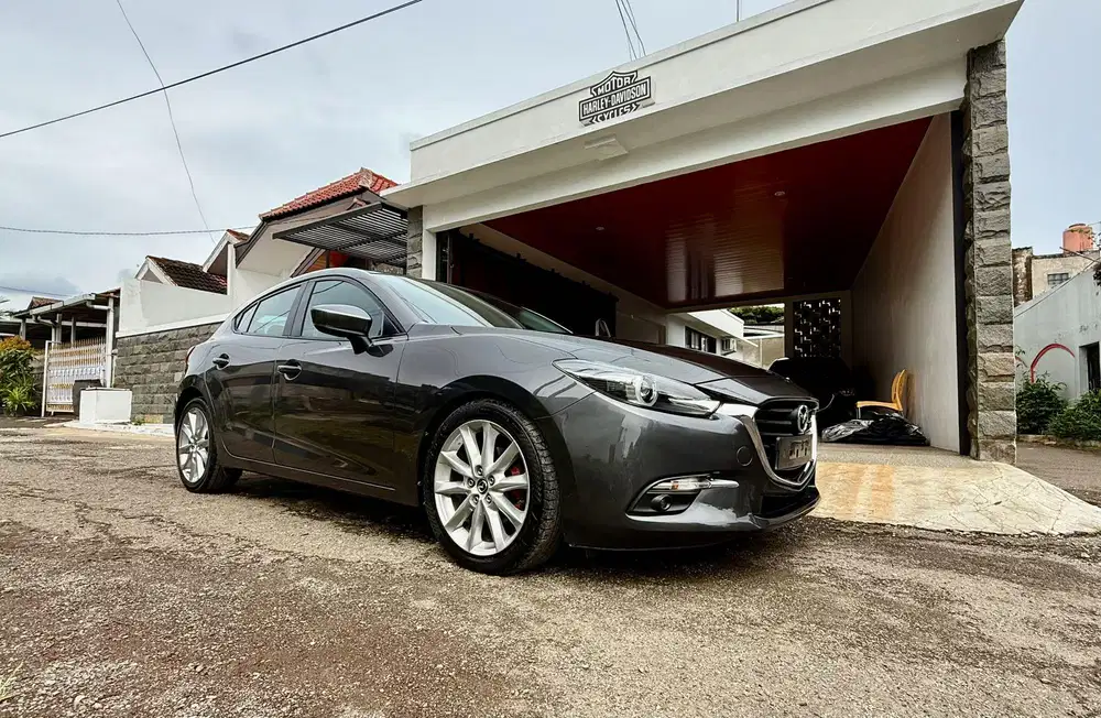 Mazda 3 hatchback sky aktif 2018