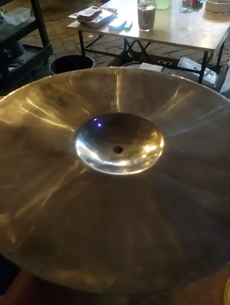 Di jual Simbal Crush 14 inci Silver..