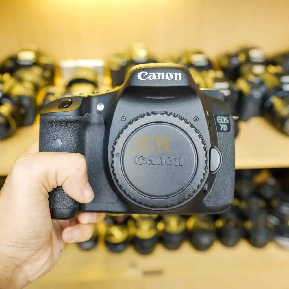 Canon 7D Body Only No Box SC 5RB Mulus