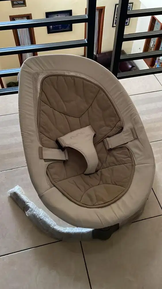 Bouncer Nuna (pemakaian Pribadi)