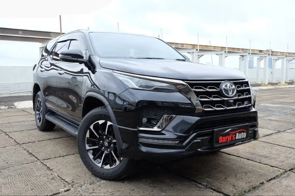 Fortuner VRZ GR Sport 2.4 Diesel AT