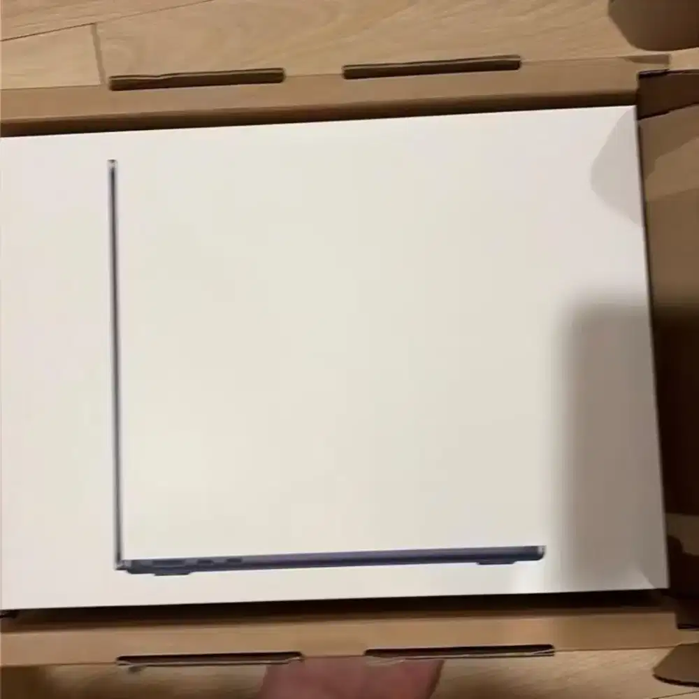 Macbook Air M4 16/256 GB Midnight MASIH SEGEL