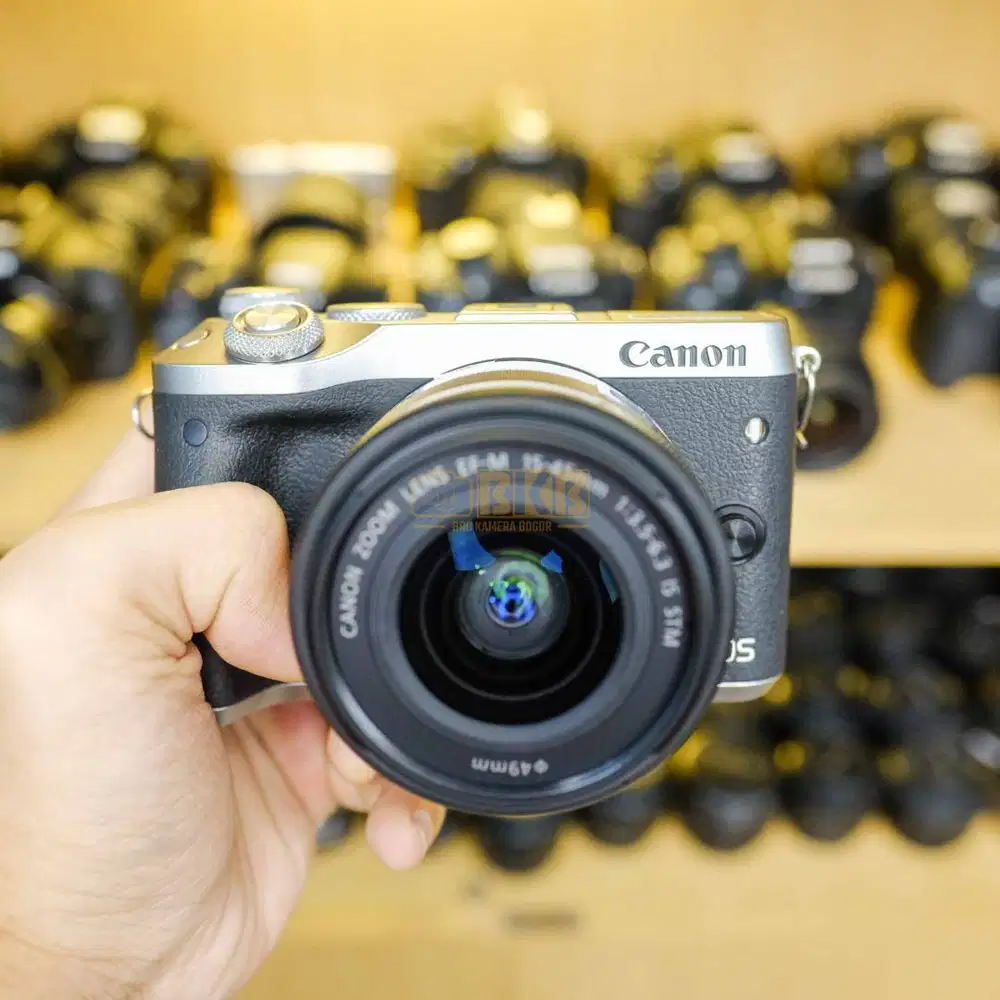 Canon M6 Kit 15-45mm Fullset Mulus