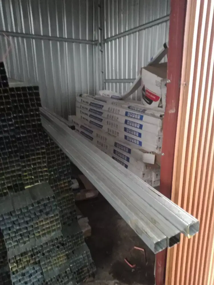 Holo premium harga terjangkau bahan berkualitas