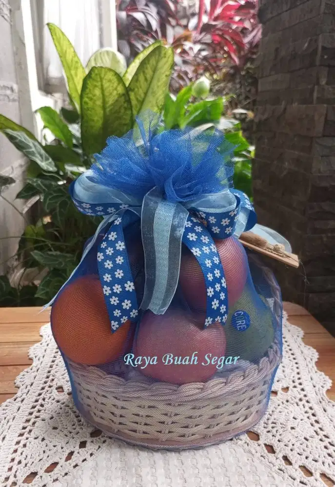 Parcel LEBARAN Buah Segar Set-Mickey Hampers Buah Import