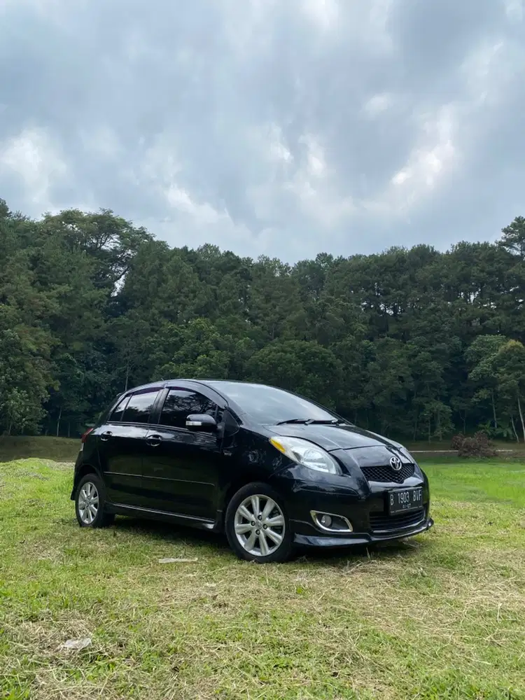 Toyota Yaris 2010 Bensin