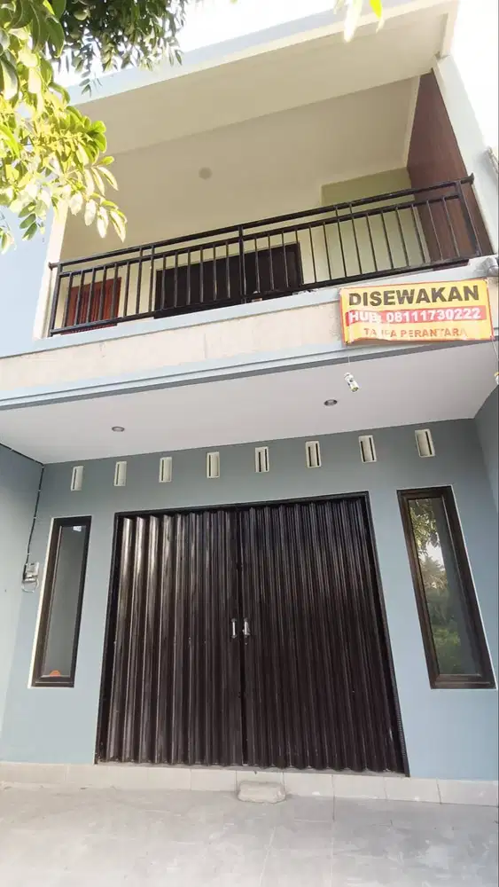 Ruko Baru lantai 1, lokasi strategis, dekat perempatan