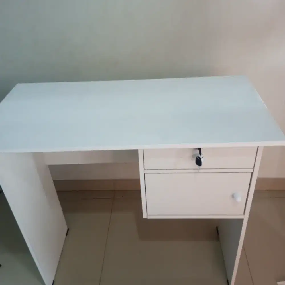 Dijual Murah Meja belajar/meja kantor