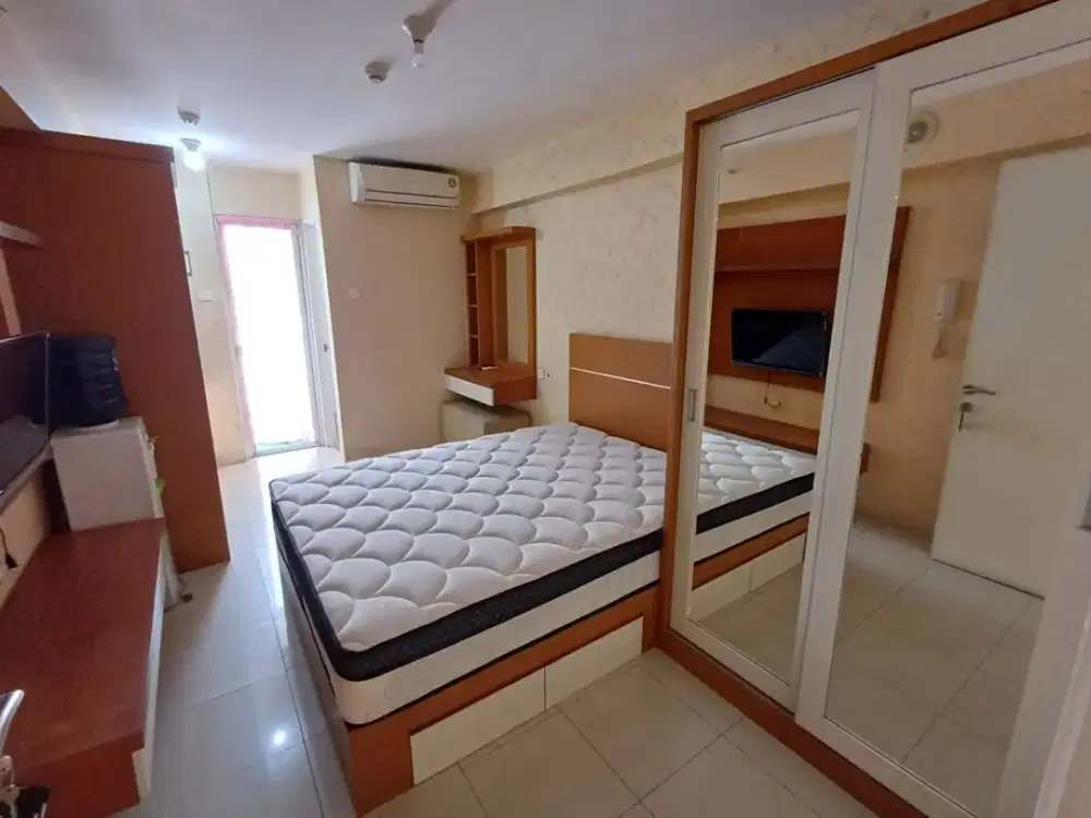 Sewa Studio Furnished - Minimal 3 Bulanan Free IPL - Ada Water Heater