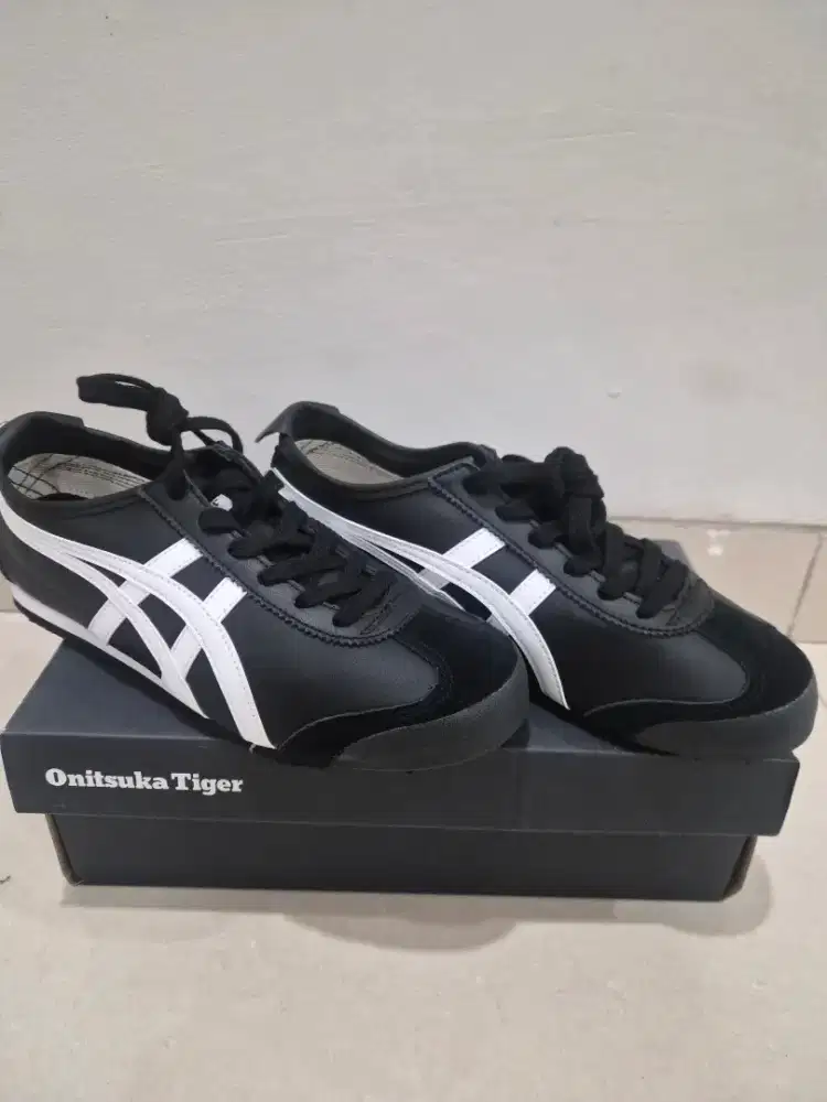 Sepatu Onitsuka Tiger Mexico 66