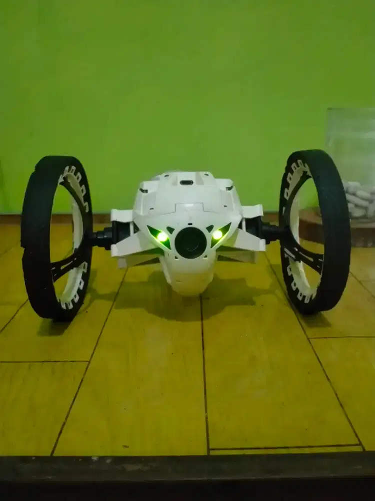 Mini Drone Parrot Jumping Sumo W400206