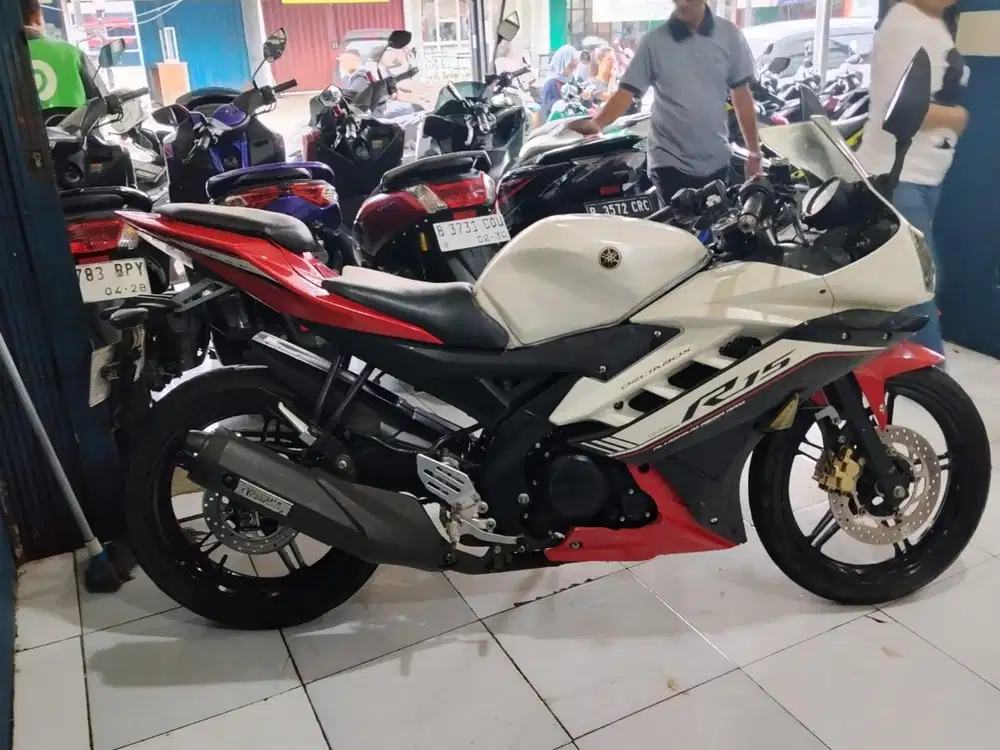 yamaha R15 150 cc 2016 siap pakai