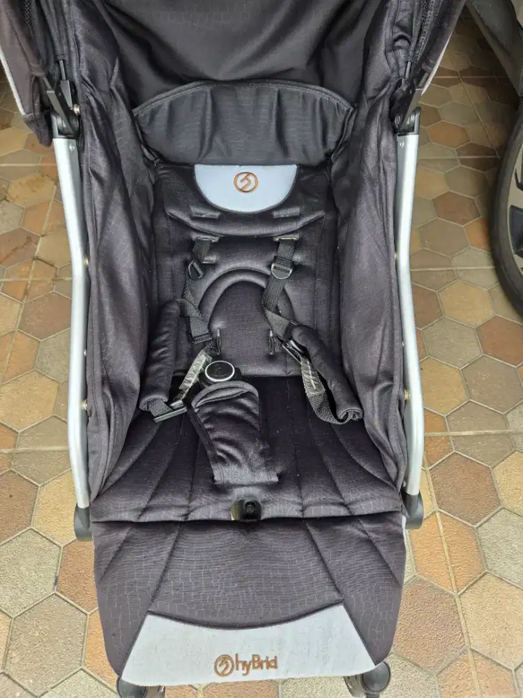 Dijual Segera Stroller Bayi Legendaris nan Awet HyBrid CabiSport