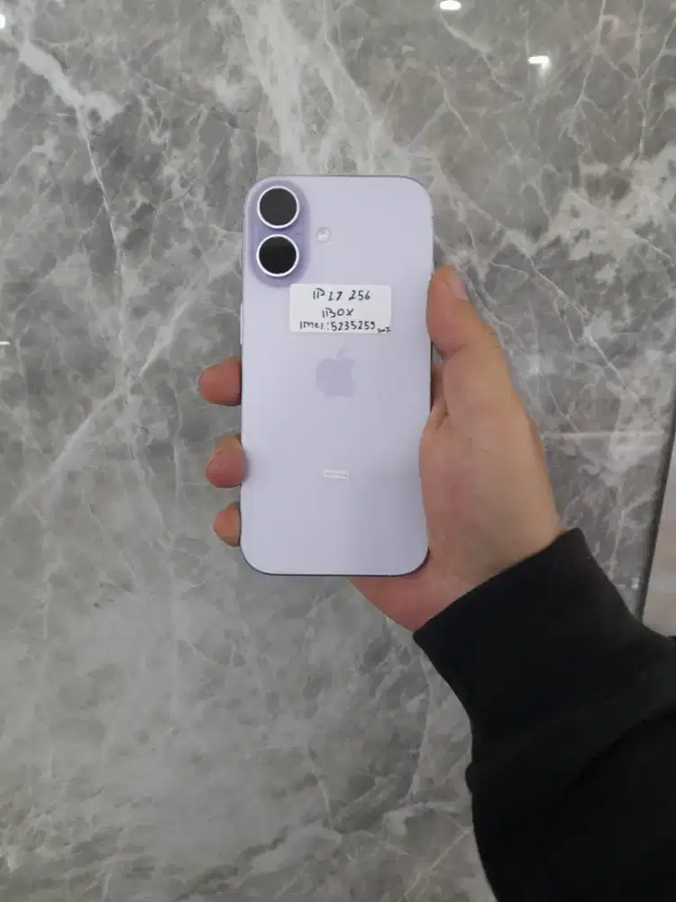 Iphone 17 256gb levander ibox garansi like new