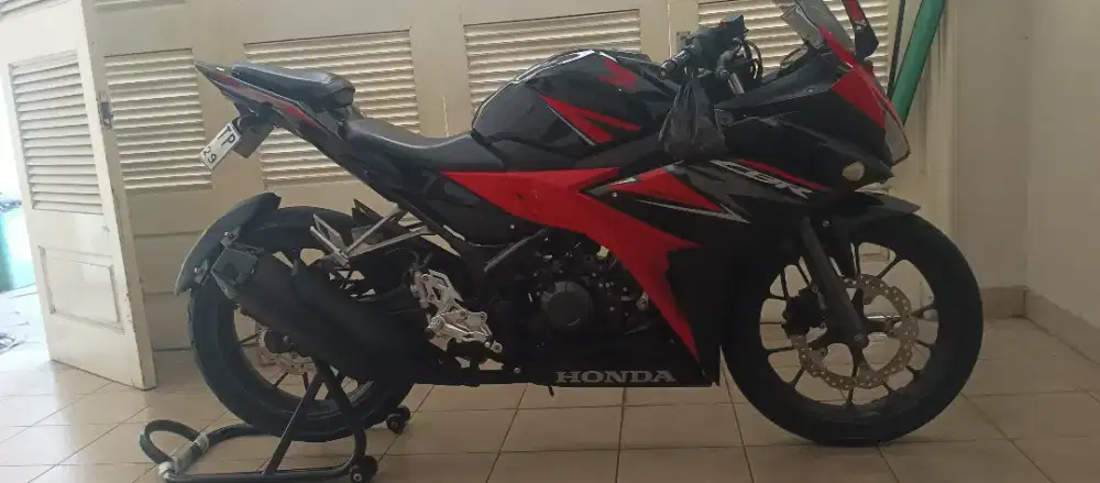 Di jual CBR 150 R