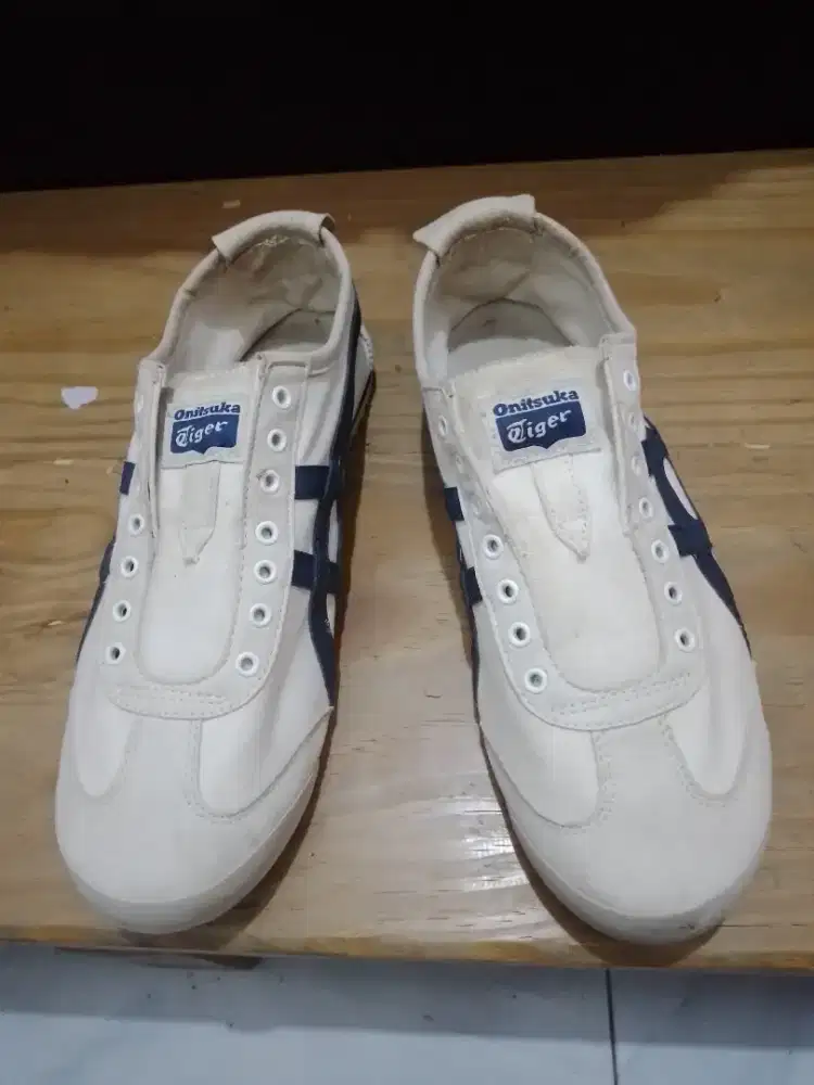 Sepatu Pria Tiger Onitsuka