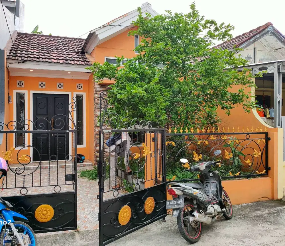 RUMAH MURAH LOKASI STRATEGIS, SUDAH RENOVASI