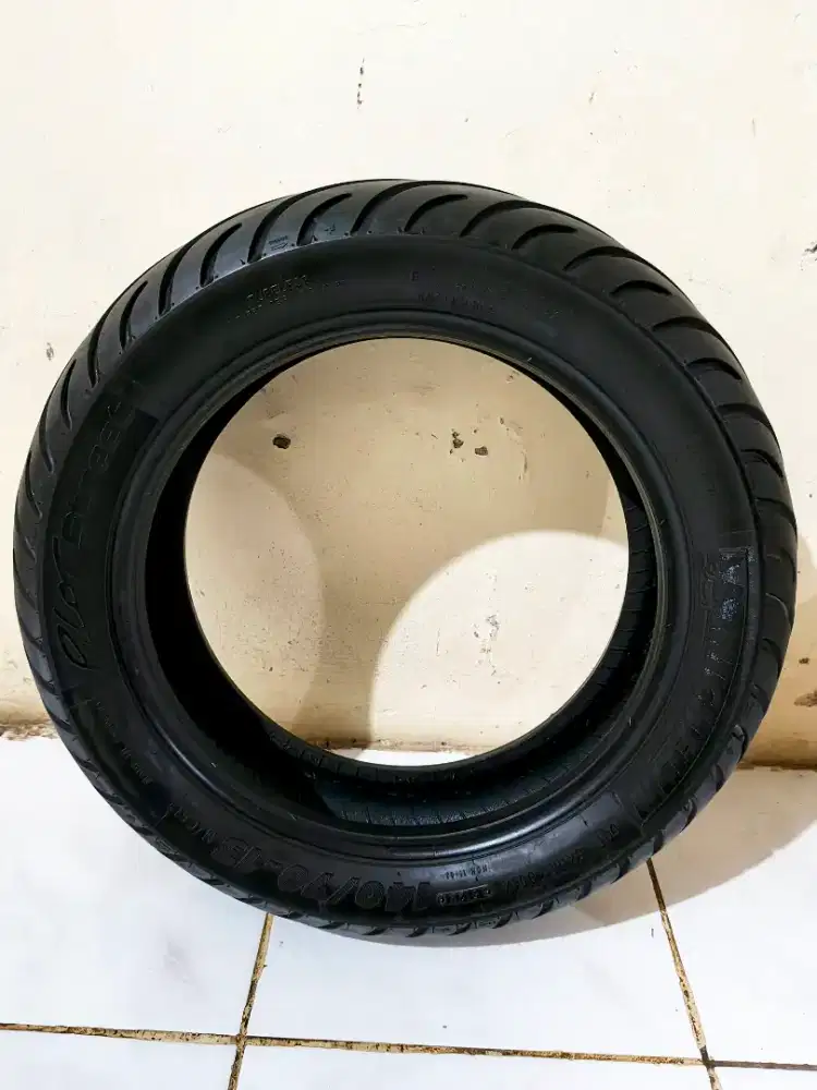 Ban Michelin bekas 140/70-13