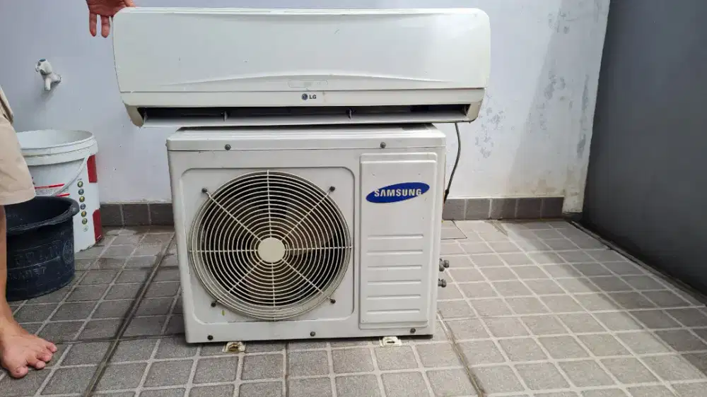 AC split outdor Samsung 1 pk indor nya Lg kondisi rusak elektronik