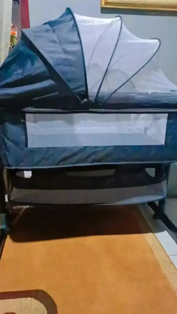 Tempat Tidur Side Baby