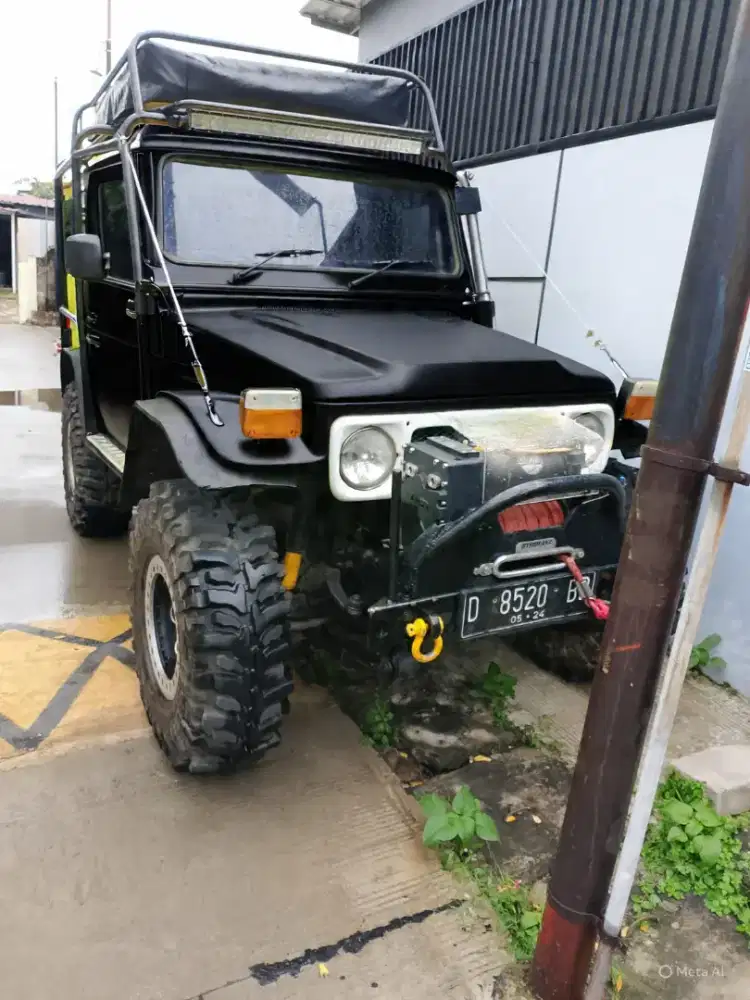 Hardtop Diesel BJ40 & BJ 60(Kaki2) Basic FJ 40 1980 bisaTT mobil/motor