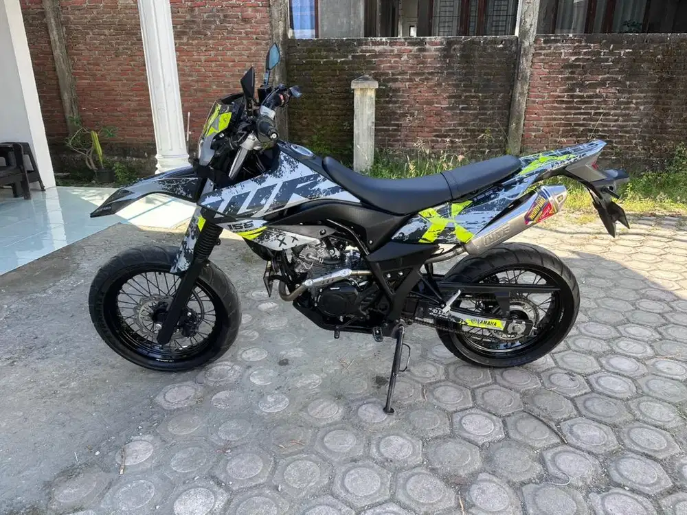 WR 155 supermoto