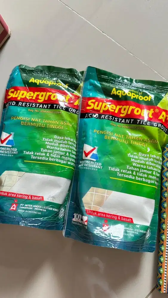 Brand new Aquaproof supergroot A+ white dan grey