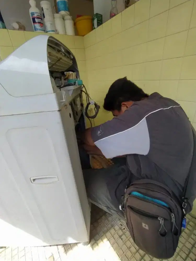 PERBAIKAN BONGKAR PASANG DLL AC WATER HEATER DLL PANGGILAN BERGARANSI